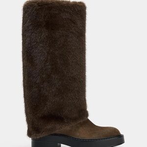 New Zara low heel Faux Fur Boots in gray  us 8
